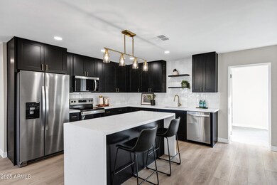 7149 E Jensen St-11
