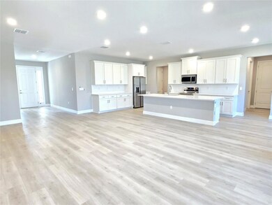 OPEN FLOOR PLAN