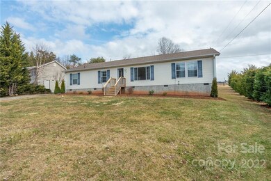 24 Ramona Dr, Leicester, NC 28748 - photo 2