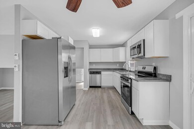 1036 Kendall Rd, Wilmington, DE 19805 - photo 7