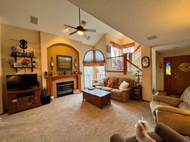 3504 SW Willow Brook Ln, Topeka, KS 66614 - photo 4