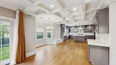 60 E Minerva Rd, Lindenhurst, NY 11757 - photo 5