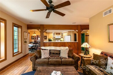 180 Creekside Way unit E-201, Burnsville, NC 28714 - photo 4