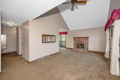 261 Broadway Rd unit 21, Dracut, MA 01826 - photo 3