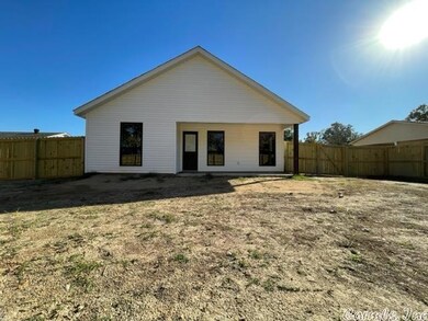346 Lois Ln, Paragould, AR 72450 - photo 4