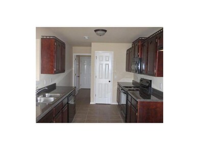 1549 Leesburg Ave, Springdale, AR 72764 - photo 4