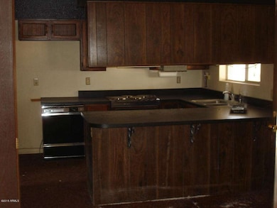 4 kitchen 2