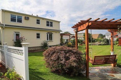 111 Beechcrest St, Warwick, RI 02888 - photo 4