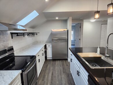 668 Grove St, Woonsocket, RI 02895 - photo 2