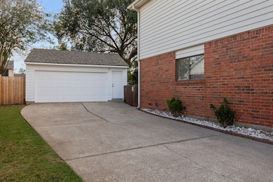 14947 Redwood Bend Trail, Houston, TX 77062 - photo 3