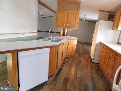 2294 Russell Rd, Berryville, VA 22611 - photo 6