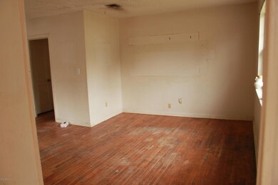 5238 Appleton Ave, Jacksonville, FL 32210 - photo 2