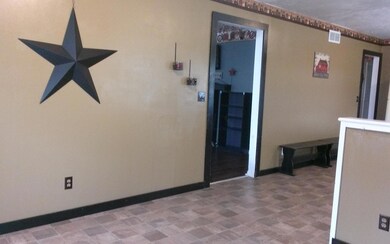 4596 Etna Rd, Columbus, OH 43213 - photo 6