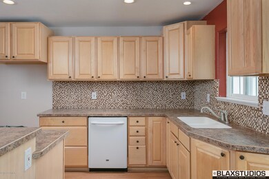 0110-Kitchen (4 of 4)