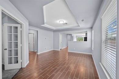 8831 Summerset Meadow Ct, Houston, TX 77075 - photo 6