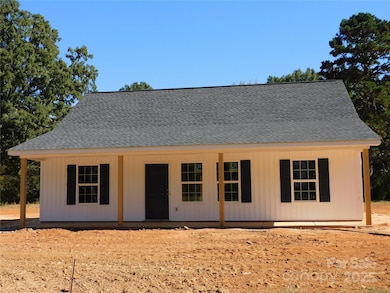 216 Mcclain St unit 5, York, SC 29745 - photo 3