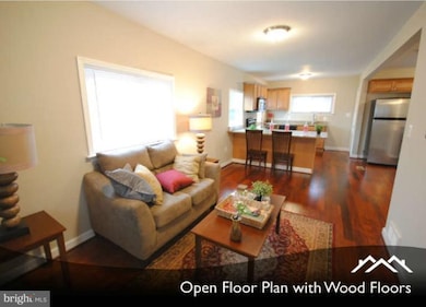 5113 N Englewood Dr, Hyattsville, MD 20785 - photo 2