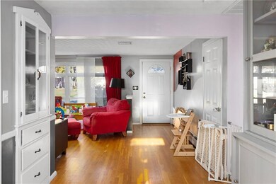 9 Roosevelt Rd, Cumberland, RI 02864 - photo 3