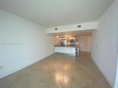 185 SW 7th St unit 3607, Miami, FL 33130 - photo 6