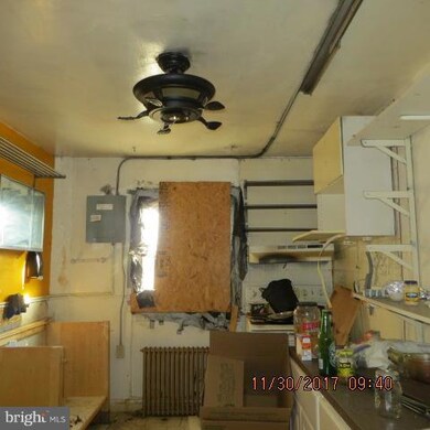 1421 N Ellwood Ave, Baltimore, MD 21213 - photo 4