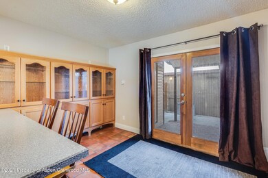 3657 Juniper Pl_004