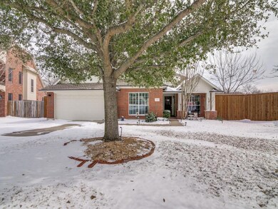 1316 Valley Stream Dr, Wylie, TX 75098 - photo 2