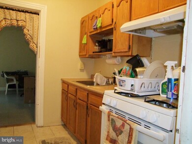 310 S 5th St, Reading, PA 19602 - photo 6