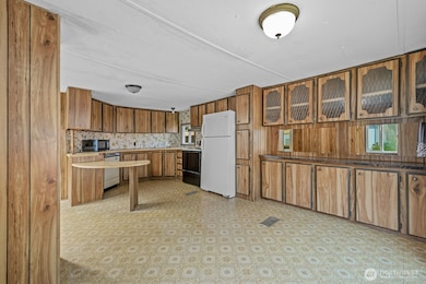 2210 Old Highway 99 S unit 12, Mount Vernon, WA 98273 - photo 5