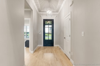 2708 W Van Buren Ct, Broken Arrow, OK 74011 - photo 2