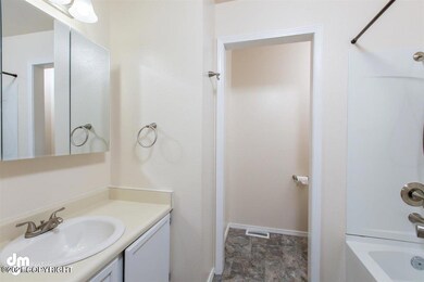 01-Bathroom MS_4895