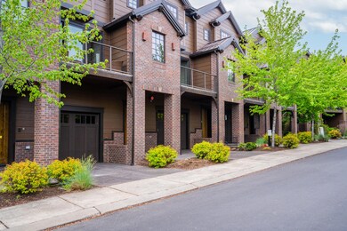 858 SW Crestline Dr, Bend, OR 97702 - photo 2