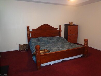 1426 Faith Meadows Ln, Asheboro, NC 27205 - photo 7