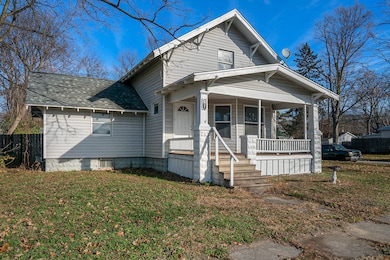1121 Broadway St, Niles, MI 49120 - photo 3