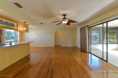 5-12914_Walnut_9