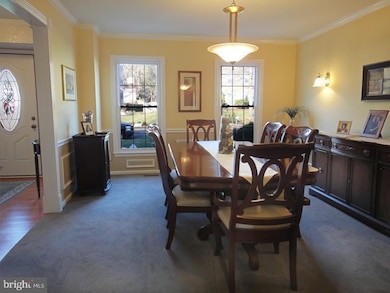 198 Old Mill Dr, Langhorne, PA 19047 - photo 5