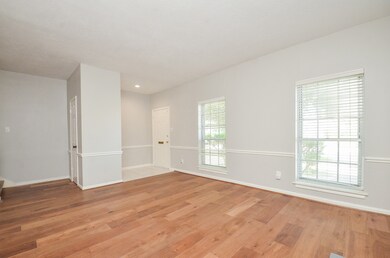 940 Wycliffe Dr unit 6, Houston, TX 77079 - photo 7