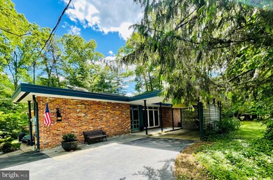 9115 Coronado Terrace, Fairfax, VA 22031 - photo 4