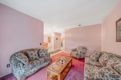 1 Monaco Ct, Ronkonkoma, NY 11779 - photo 5