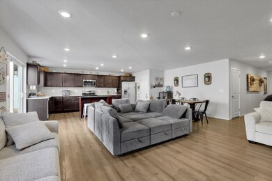 10840 N Paiute St, Spokane, WA 99208 - photo 7