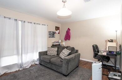 10219 Kirkhill Dr, Houston, TX 77089 - photo 7