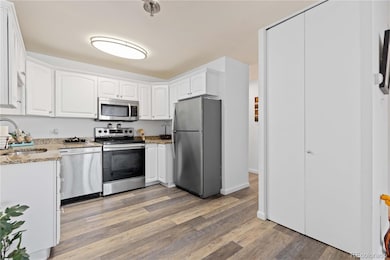 755 S Alton Way unit 9D, Denver, CO 80247 - photo 3