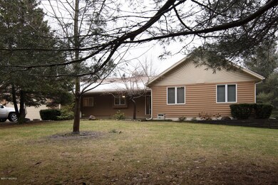 9419 Highland View Dr-102