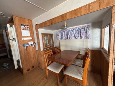 4421 Lane Rd, Zephyrhills, FL 33541 - photo 7