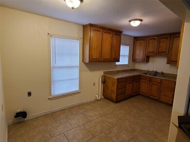 8037 Downe Dr, Fort Worth, TX 76108 - photo 4