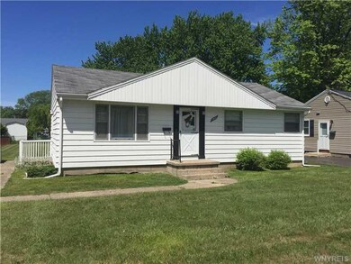 1432 Moll St, North Tonawanda, NY 14120 - photo 3