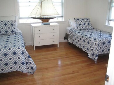 2 Quinapoxet Ave unit N, Falmouth, MA 02540 - photo 5