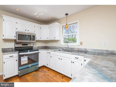 230 Country Club Rd, Royersford, PA 19468 - photo 4