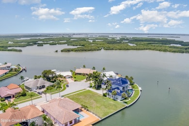 275 Andros Ave, Cocoa Beach, FL 32931