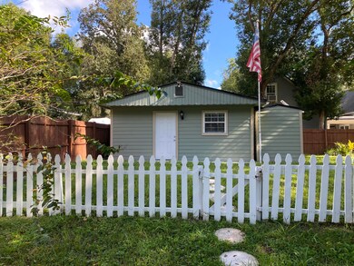 1555 Pine Grove Ave, Jacksonville, FL 32205 - photo 7