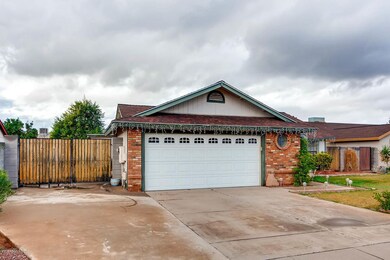 930 N Evergreen Gilbert AZ-large-003-3-E